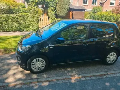 Używany VW up! 60 KM (44 kW) 2015 Czarny Hatchback