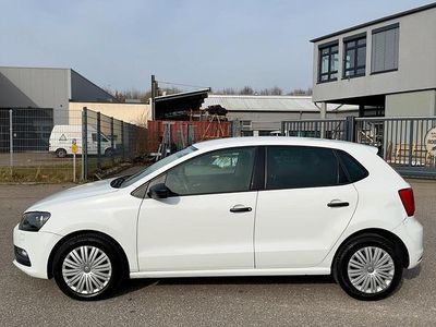 Usado VW Polo Trendline 60 HP (44 kW) 2014 Branco Sedan