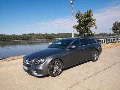 Usata Mercedes E220 AMG Line Premium Plus 194 CV (142 kW) 2016 Grigio Station wagon