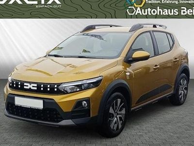 Neu Dacia Sandero Expression 110 PS (80 kW) 2026 Gelb Limousine