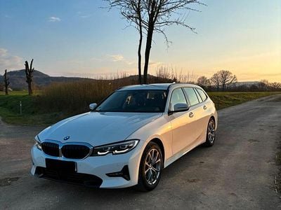 Gebraucht BMW 320 Sport Line 190 PS (139 kW) 2020 Weiß Kombi