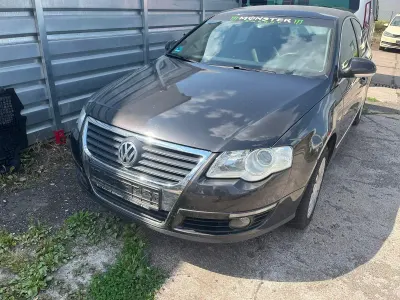 Gebraucht VW Passat 115 PS (84 kW) 2005 Braun Limousine