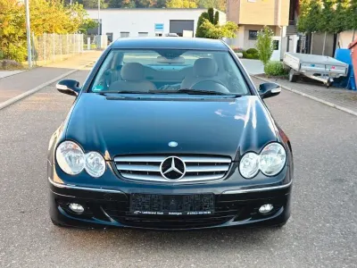Gebraucht Mercedes CLK200 184 PS (135 kW) 2007 Schwarz Coupé