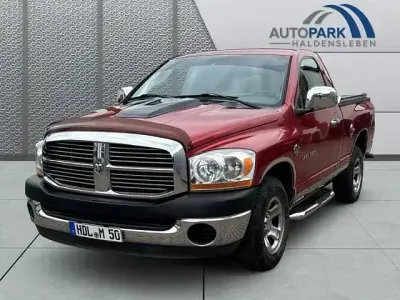 Używany Dodge Ram 218 KM (160 kW) 2006 Czerwony Pickup