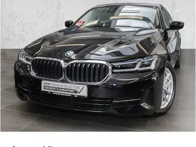 Gebraucht BMW 530 Sport Line 286 PS (210 kW) 2023 Schwarz Limousine