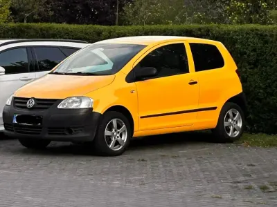 Second-hand VW Fox 54 CP (39 kW) 2007 Galben Hatchback