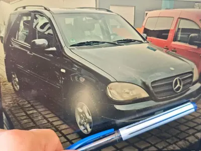 Occasion Mercedes ML320 218 ch (160 kW) 2001 Noir SUV