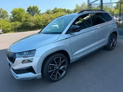 Gebraucht Skoda Karoq SportLine 190 PS (139 kW) 2022 Silber SUV