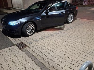 Schwarz Gebraucht 2013 BMW 520 Luxury Line Limousine | 17.200 € (Fairer Preis)