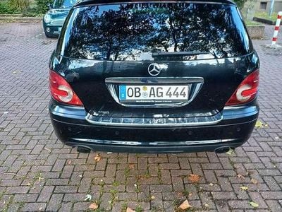 Gebraucht 2009 Mercedes R320 Van / Kleinbus | 5.499 € (Guter Preis)