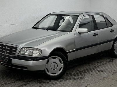 Gebraucht Mercedes C180 190 PS (139 kW) 1997 Silber Limousine