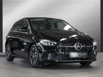 Gebraucht Mercedes B200 Progressive 150 PS (110 kW) 2025 Schwarz Van / Kleinbus