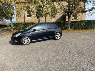 Gebraucht Opel Corsa 150 PS (110 kW) 2009 Schwarz Limousine