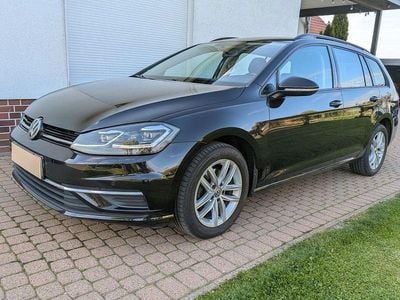 Usata VW Golf VII Comfortline 116 CV (85 kW) 2018 Nero Station wagon