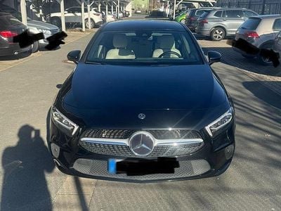 Usata Mercedes A220 190 CV (139 kW) 2019 Nero Berlina