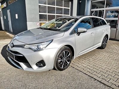 Gebraucht Toyota Avensis 147 PS (108 kW) 2019 Silber Kombi