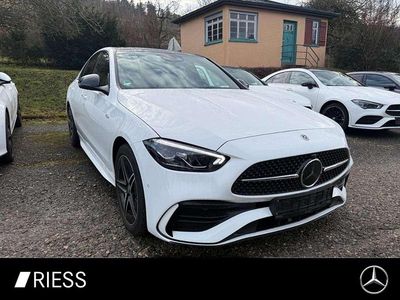 Usata Mercedes C300e AMG 197 CV (144 kW) 2025 Bianco Berlina