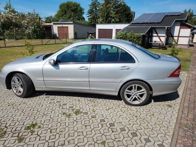 Mercedes C320