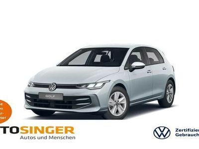 Crystal ice blue metallic Gebraucht 2024 VW Golf VIII Life Limousine | 28.750 € (Fairer Preis)