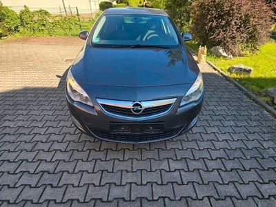 gebraucht Opel Astra Lim.5-trg.Design Edition 1.4 Klima