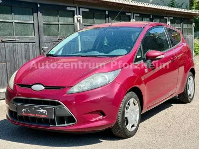 Gebraucht Ford Fiesta Trend 82 PS (60 kW) 2009 Rot Limousine