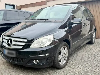 Gebraucht Mercedes B170 116 PS (85 kW) 2008 Schwarz Van / Kleinbus