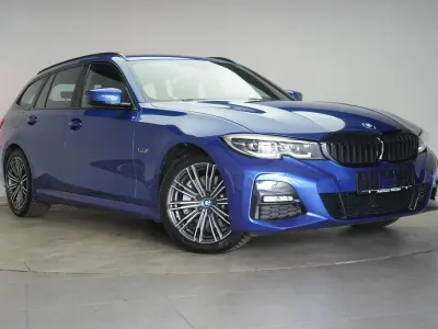 Gebraucht BMW 330 M Sport 252 PS (185 kW) 2022 Blau Kombi