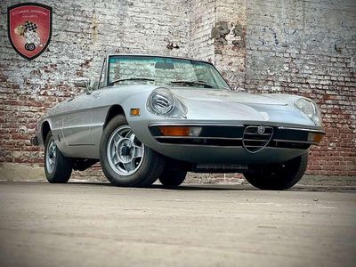 Gebraucht Alfa Romeo Spider 126 PS (92 kW) 1978 Grigio chiaro Cabrio