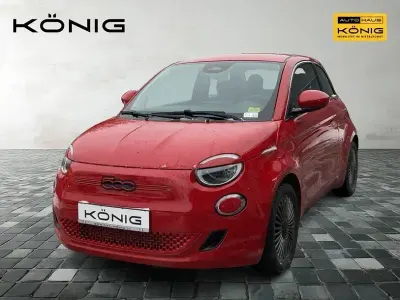 Second-hand Fiat 500e Red 86 kW (118 CP) 2022 Roșu Berlinǎ