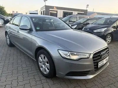 Gebraucht Audi A6 Comfort 177 PS (130 kW) 2012 Grau Limousine