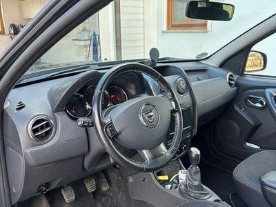 Gebraucht Dacia Duster Celebration 125 PS (91 kW) 2015 Schwarz SUV