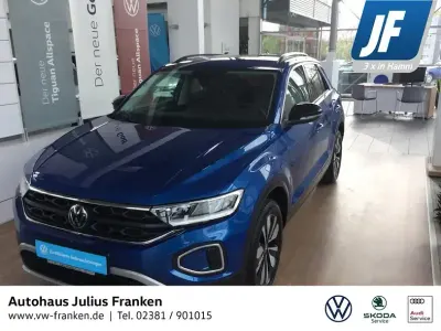 Usata VW T-Roc Life 116 CV (85 kW) 2024 Blu SUV