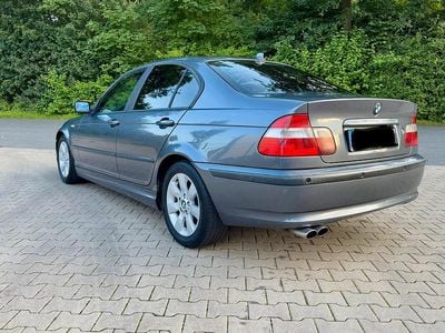 BMW 325