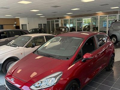 Gebraucht Ford Fiesta Cool & Connect 95 PS (69 kW) 2021 Rot Kleinwagen