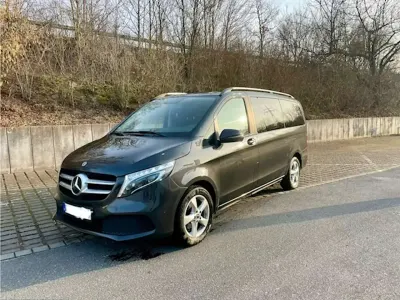 Gebraucht Mercedes 220 163 PS (119 kW) 2021 Schwarz Van / Kleinbus