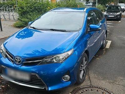 Toyota Auris Hybrid