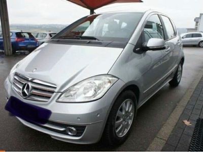 Gebraucht Mercedes A160 Elegance 82 PS (60 kW) 2010 Silber Limousine