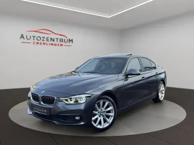 Używany BMW 330 Advantage 258 KM (189 kW) 2018 Szary Sedan/Limuzyna