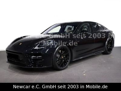 Porsche Panamera 4