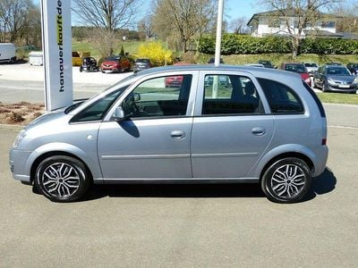 Usado Opel Meriva Edition 90 HP (66 kW) 2009 Cinzento Monovolume