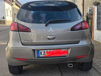 Gebraucht Mitsubishi Colt Motion 75 PS (55 kW) 2008 Grau Limousine