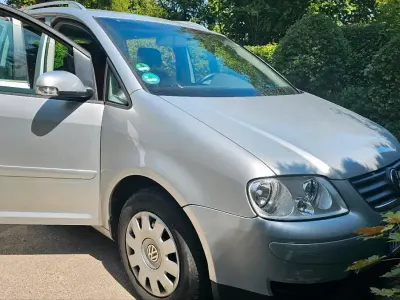 Gebraucht VW Touran 115 PS (84 kW) 2003 Silber Van / Kleinbus