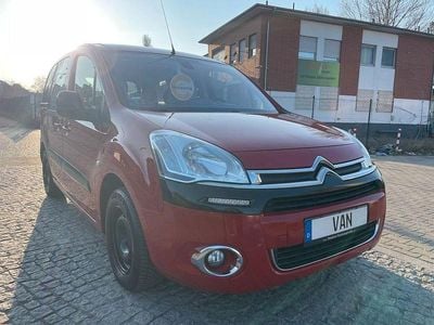 Gebraucht Citroën Berlingo SELECTION 98 PS (72 kW) 2013 Farbe rot ardent/deckende lack Van / Kleinbus