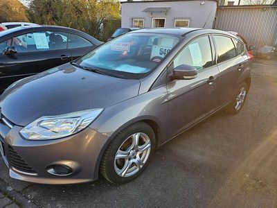 Gebraucht Ford Focus Ambiente 95 PS (69 kW) 2014 Brisbane braun (met.) Kleinwagen