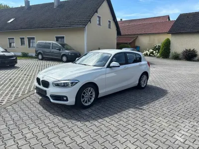 Gebraucht BMW 120 Sport Line 184 PS (135 kW) 2018 Alpinweiss iii Limousine