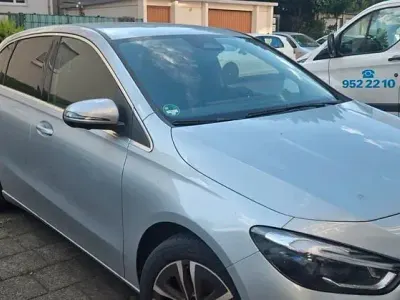 Gebraucht Mercedes B220 Progressive 190 PS (139 kW) 2024 Silber Kleinwagen