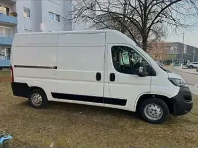 Gebraucht Peugeot Boxer 177 PS (130 kW) 2019 Weiß Van