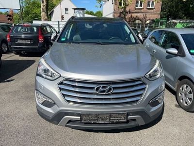 Hyundai Grand Santa Fe