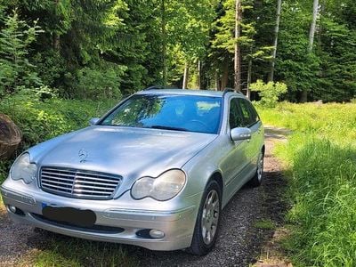 Mercedes C200
