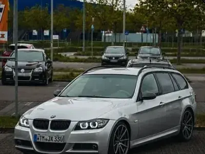 Gebraucht BMW 330 M Sport 231 PS (169 kW) 2006 Grau Kombi